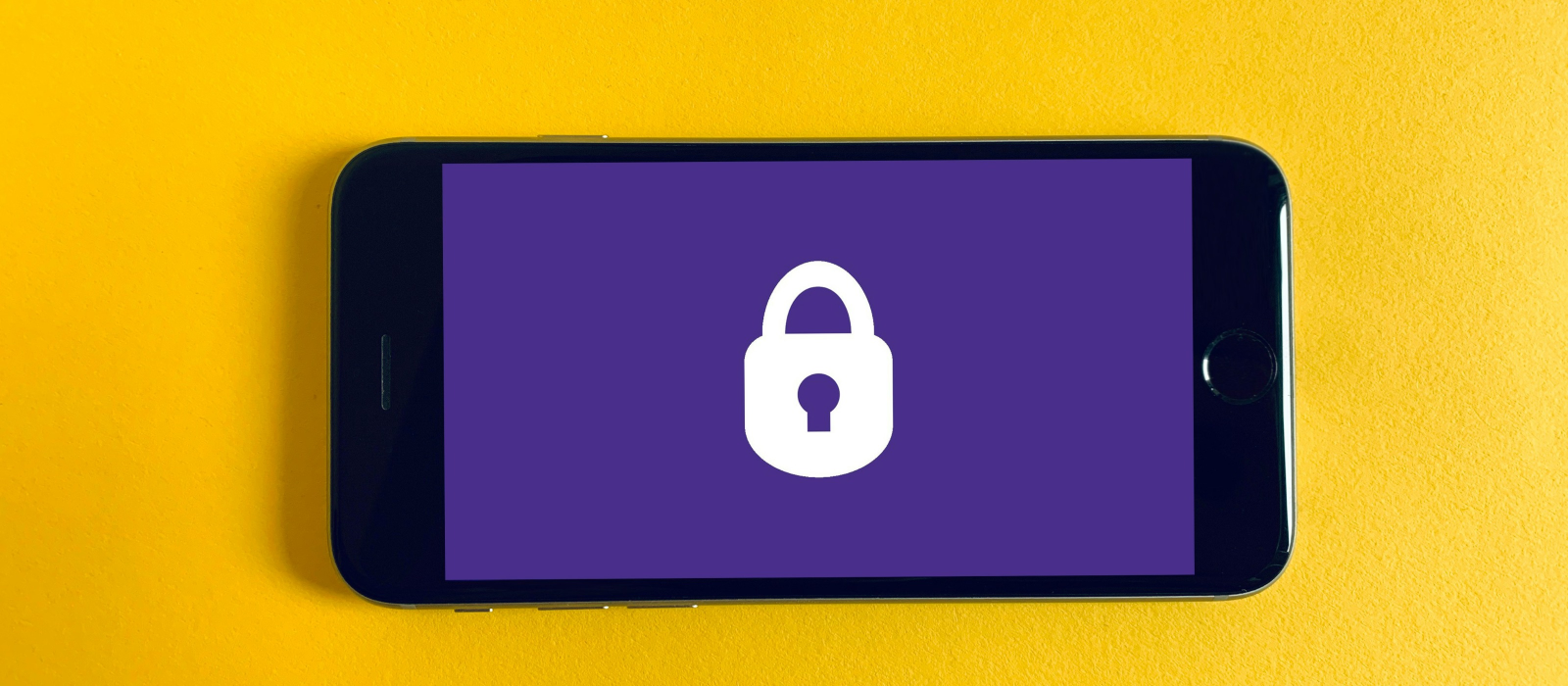 smartphone display locked to show security